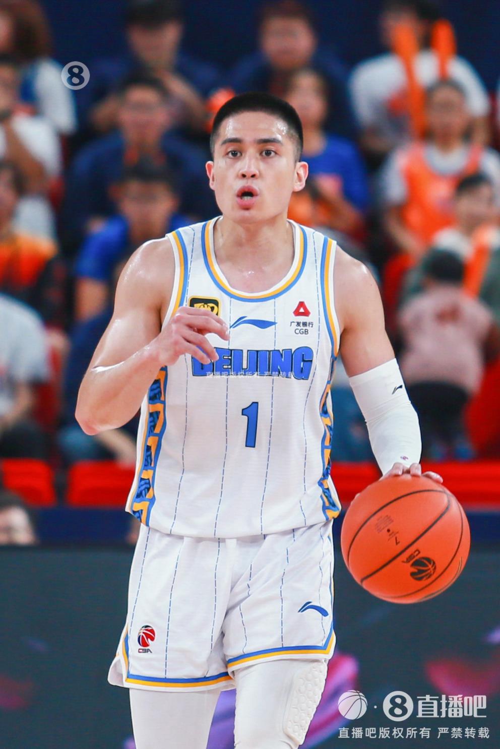 第四節(jié)先生！陳盈駿9中3得11分2板9助&11分全部為第四節(jié)所得！